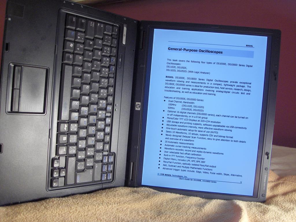 Obrázek 60USD ebook reader with large display and build in qwerty keyboard