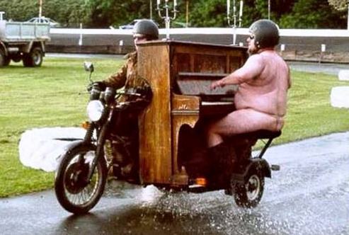 Obrázek And now a slow jam for all you lovebirds out there