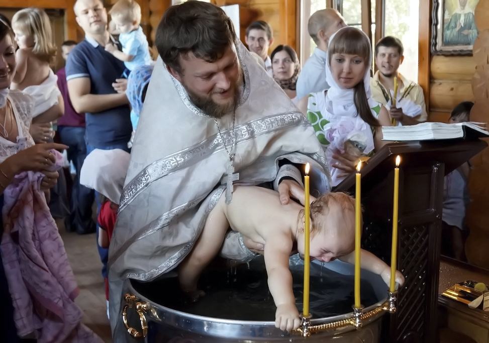 Obrázek Baby refuses to be cooked in feast