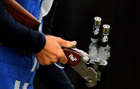 Obrázek Badass pic from the Olympics skeet shoot