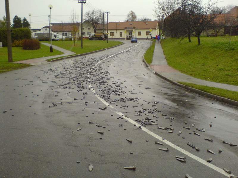 Obrázek Cim to ti silnicari posypali