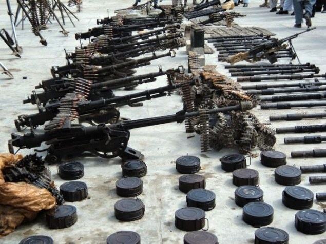 Obrázek Confiscated Weapons from Taliban Fighters3