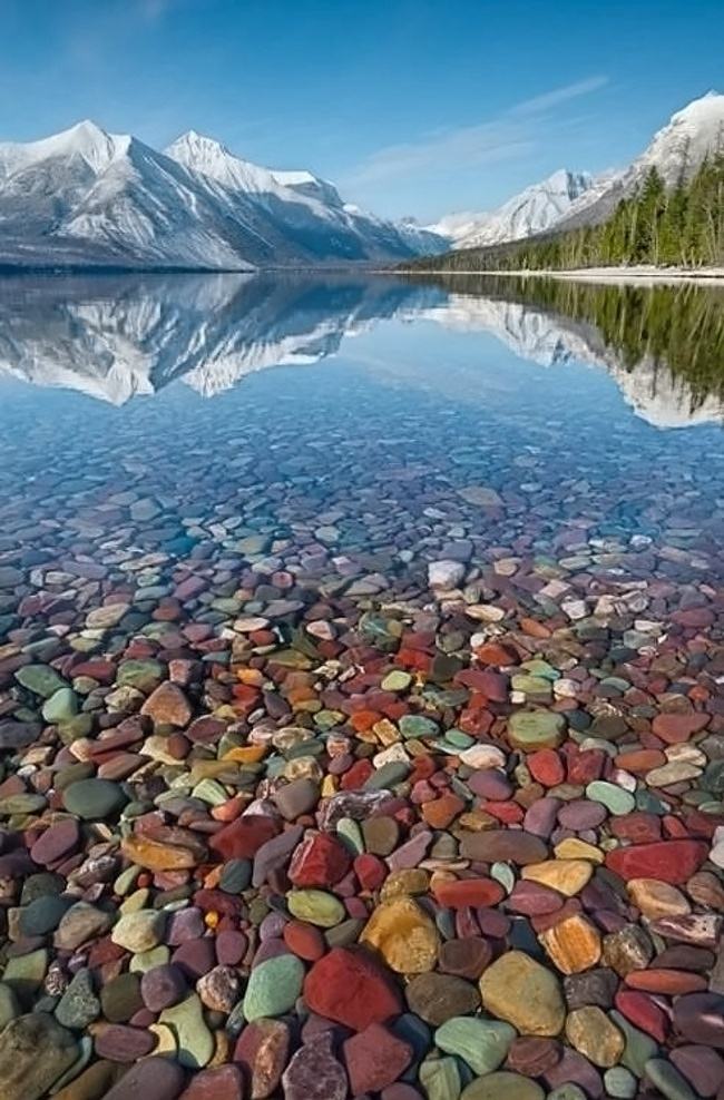 Obrázek Crystal clear waters of Lake McDonald