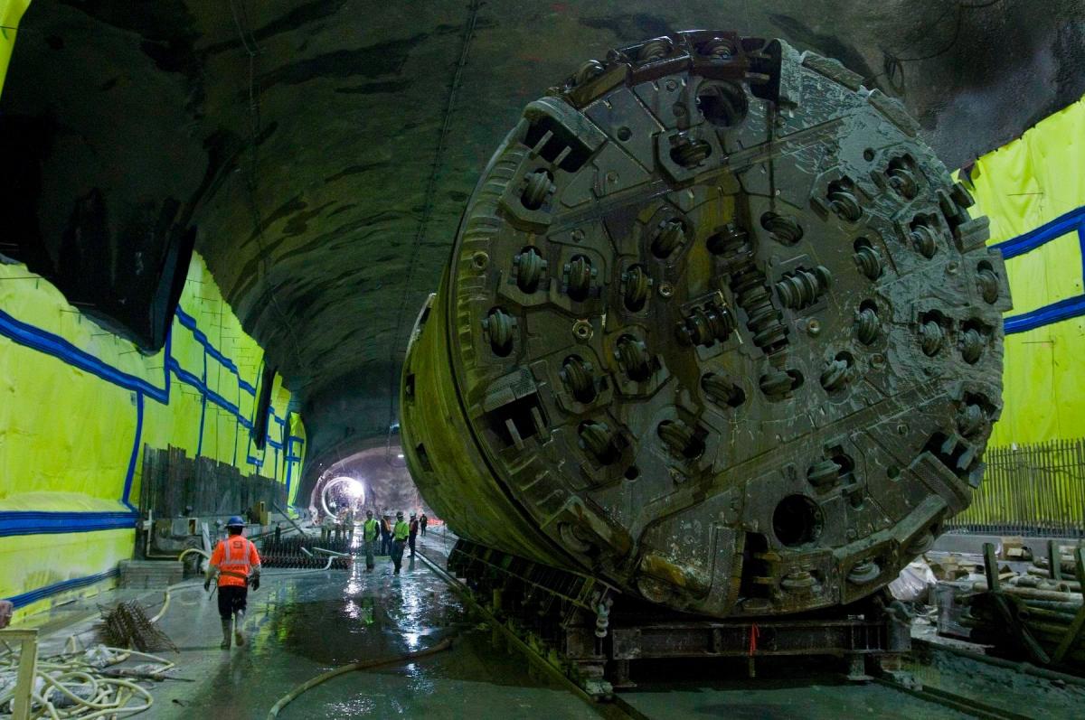 Obrázek Cutting Face Tunnel Boring Machine 7 Line Subway Extension 11th Ave  26 4th St New York NY