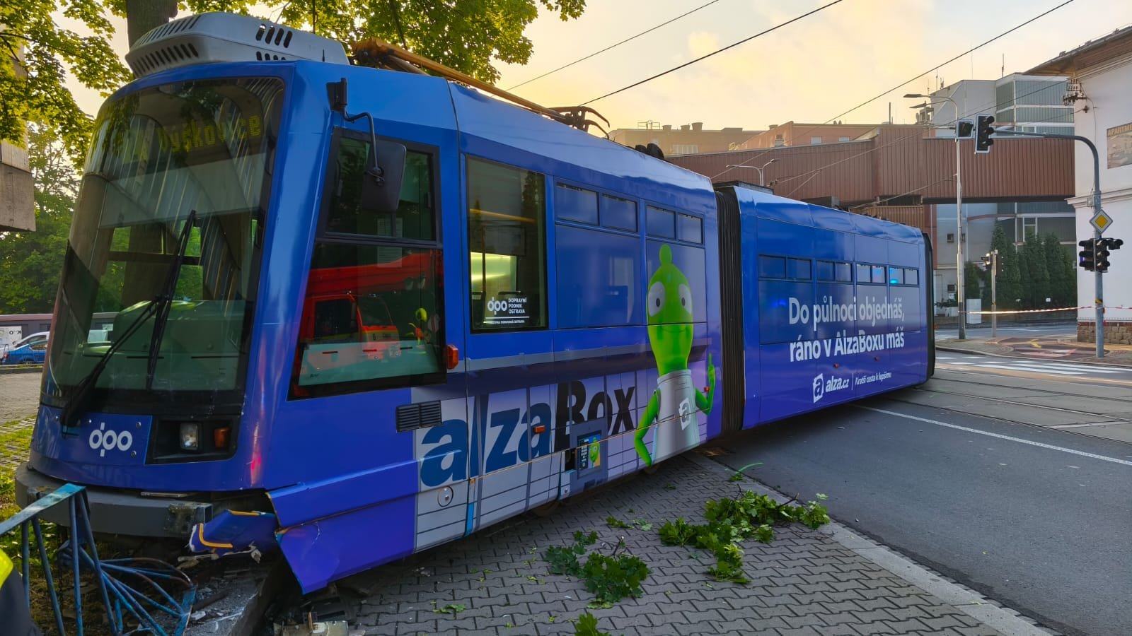 Obrázek Dalsi Alzabox zabirajici verejny prostor