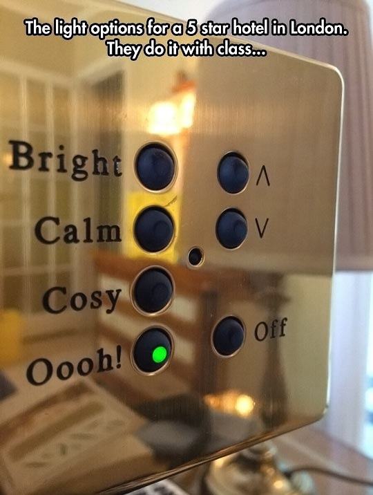 Obrázek Funny-light-options-at-a-hotel