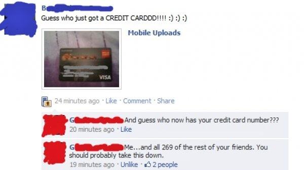 Obrázek Girl Posts Picture of Credit Card on Facebook