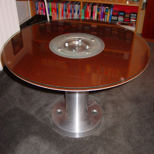 Obrázek Hard  Drive Table