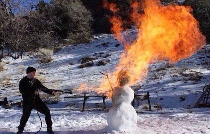 Obrázek Having Some Snowman Fun