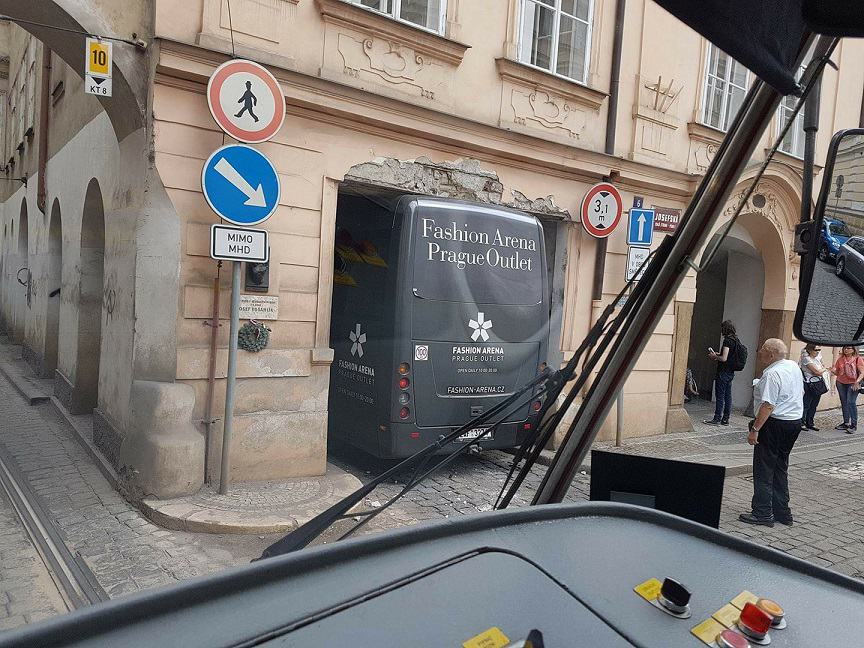 Obrázek Helmut opravar kominu