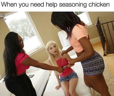 Obrázek Helping with chicken