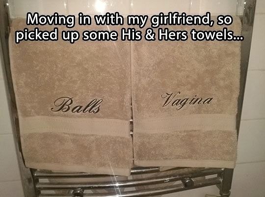 Obrázek His-hers-towel-awkward