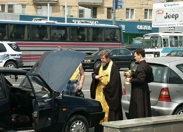 Obrázek Holy - Yellow Angel - Car Repair in Russia