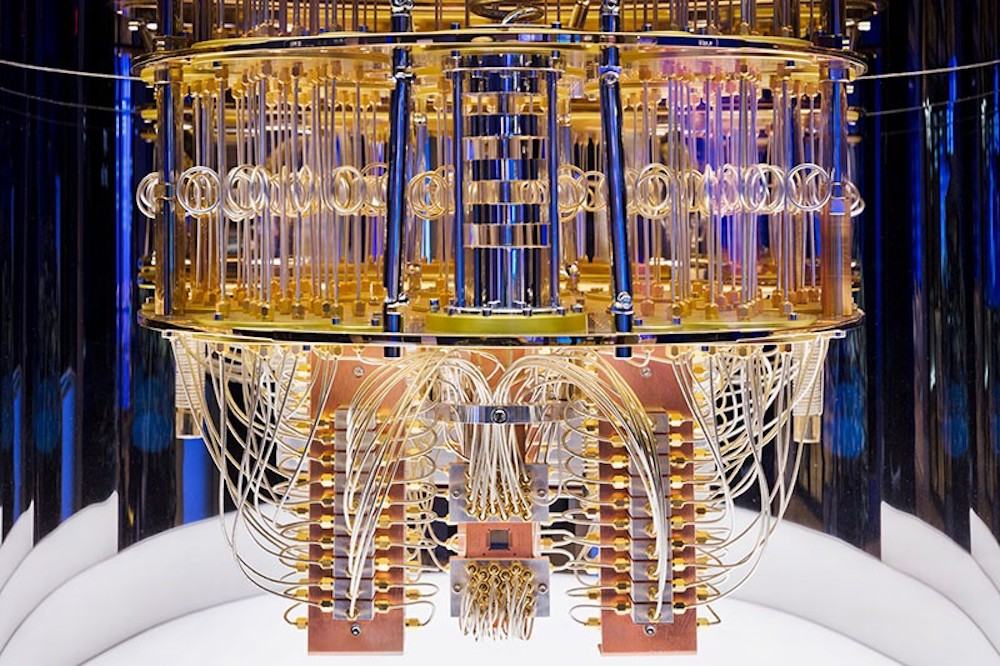 Obrázek IBM Q System One quantum computer 2