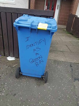 Obrázek I identify as a green bin