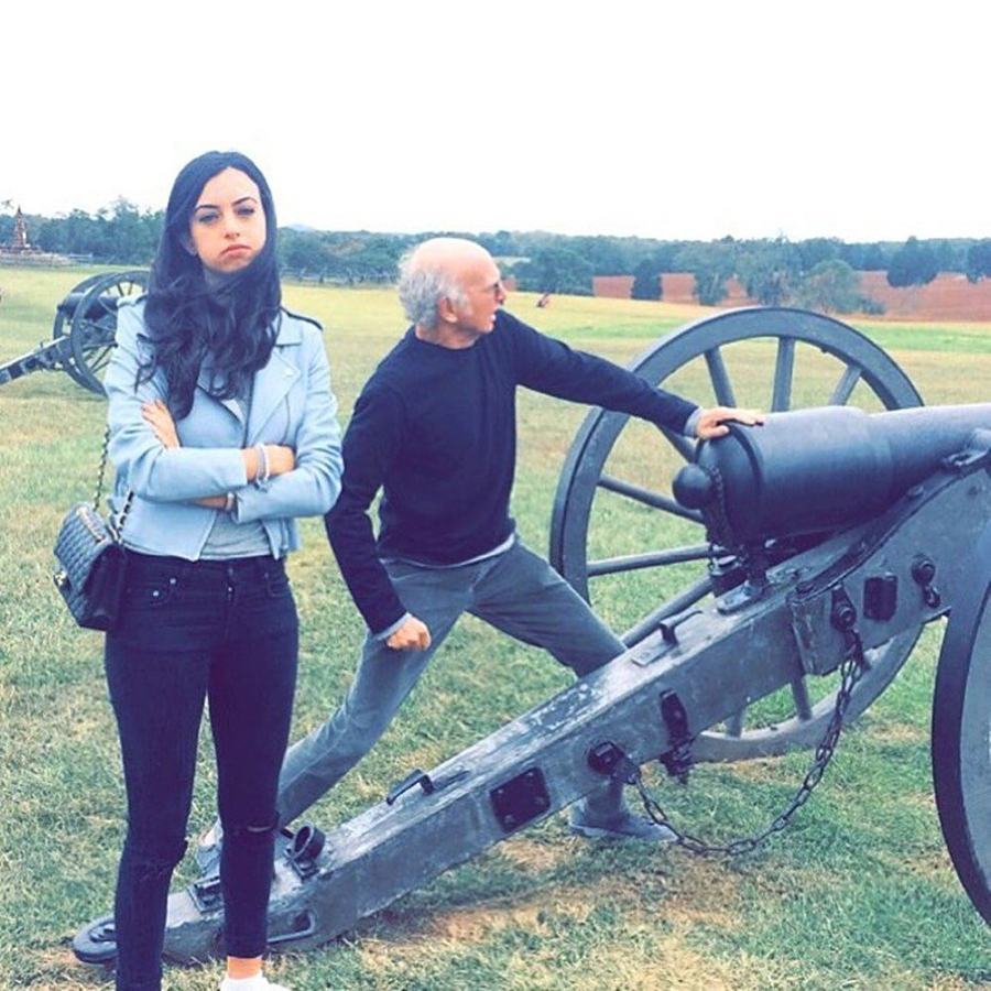 Obrázek I present Larry David and his daughter at a civil war battlefield