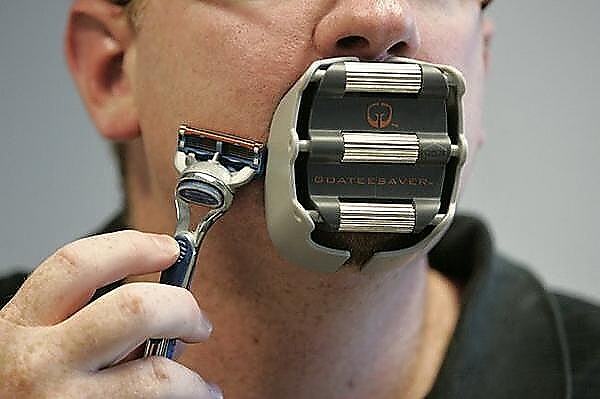 Obrázek Incredibly Dumb Inventions - Goatee Saver