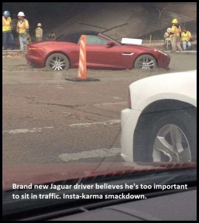 Obrázek Instant&nbsp;Karma&nbsp;Smackdown