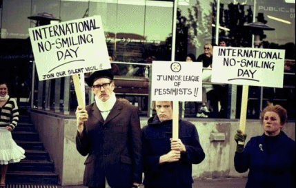 Obrázek International no-smiling day