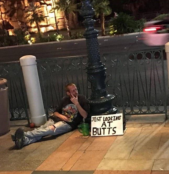 Obrázek Just Looking AT Butts