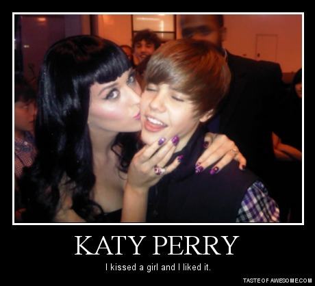 Obrázek Katy Perry - I kissed a girl