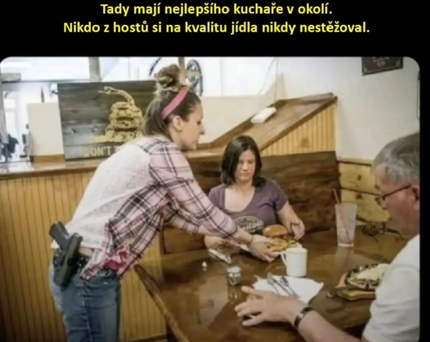 Obrázek MRGA453-ServirkaSKveremNevarisSi