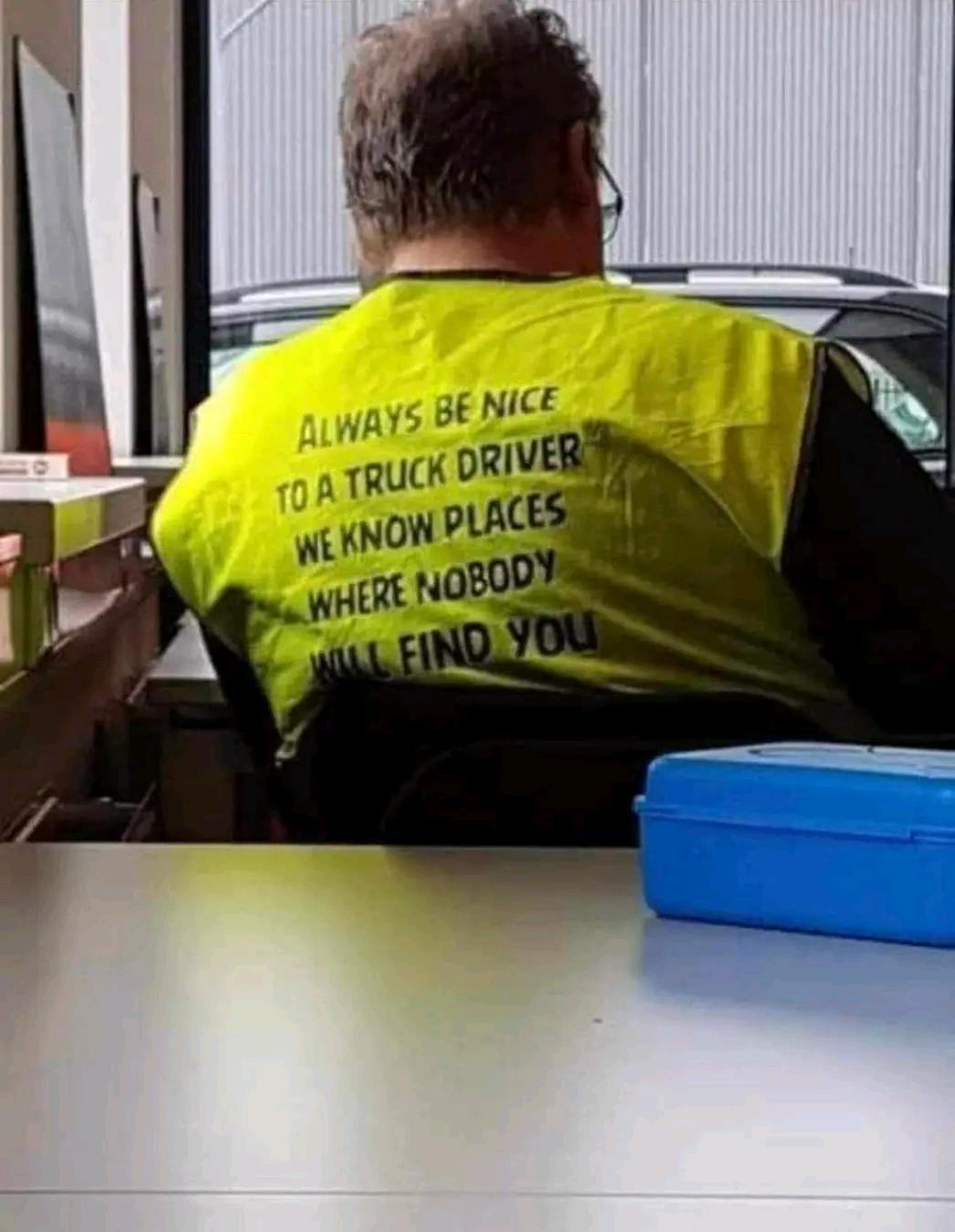 Obrázek MakeRoumingFunnyAgain-TruckDriver