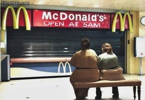 Obrázek McDonalds open at 5am