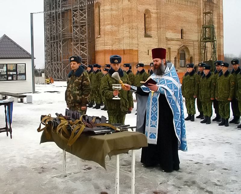 Obrázek Meanwhile In Russia - Orthodox Priests Blessing Weapons
