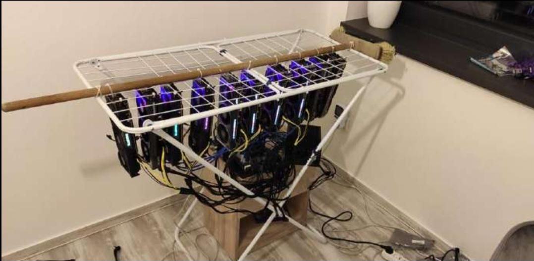 Obrázek Mining rig 2020