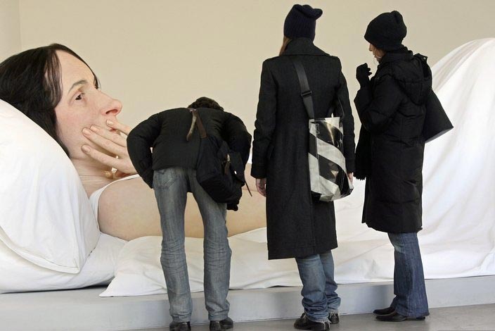 Obrázek NeuveritelneSochy-RonMueck02