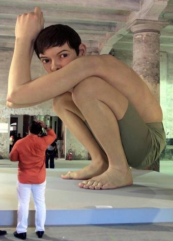 Obrázek NeuveritelneSochy-RonMueck06