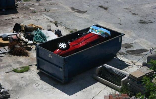 Obrázek Odpadkovy kontajner na auta