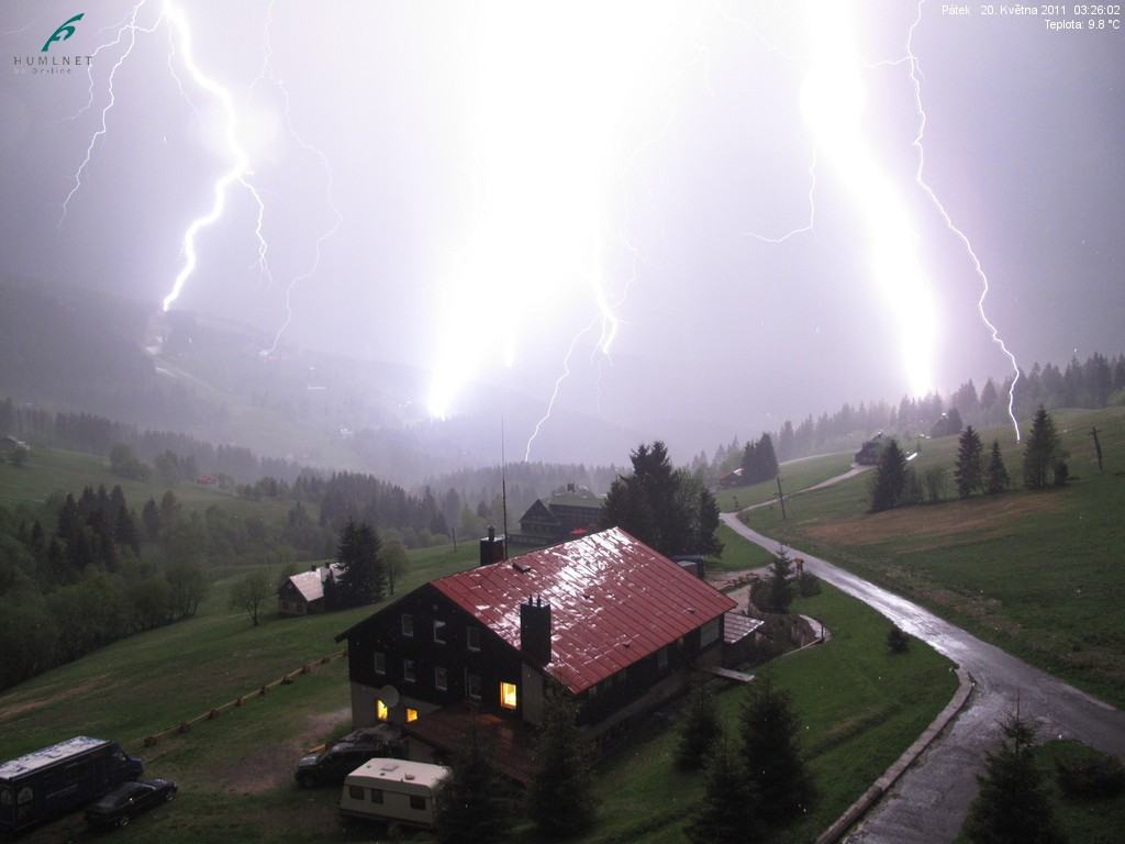 Obrázek Pec pod Snezkou - bourka