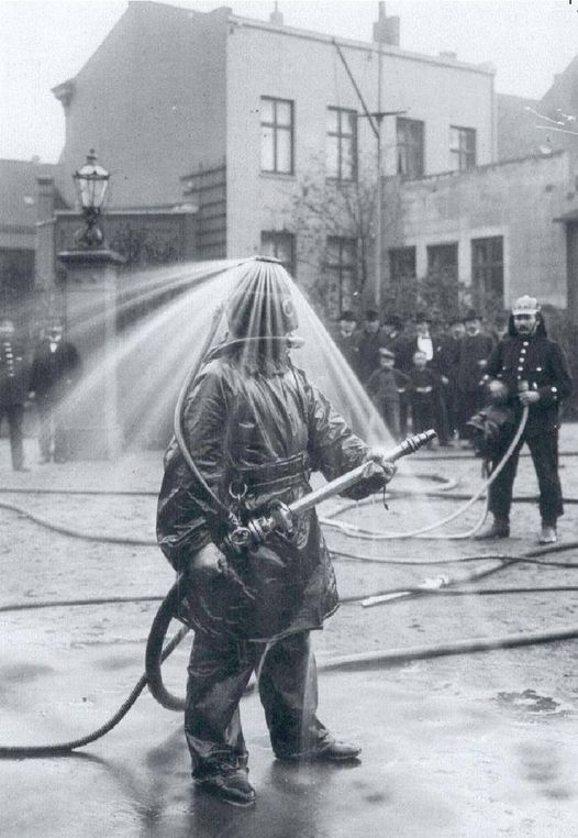 Obrázek Personal fire protection Germany 1899