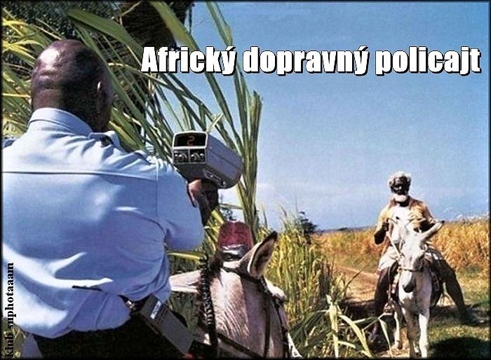 Obrázek Policajt v Afrike - 22-05-2012