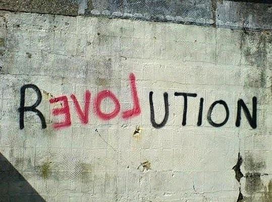 Obrázek Revolution - 11-04-2012