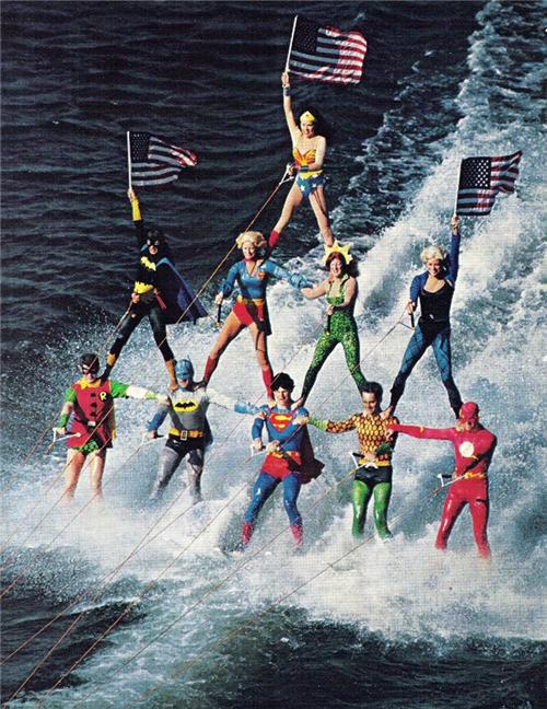 Obrázek Superheroes Waterskiing of the Day