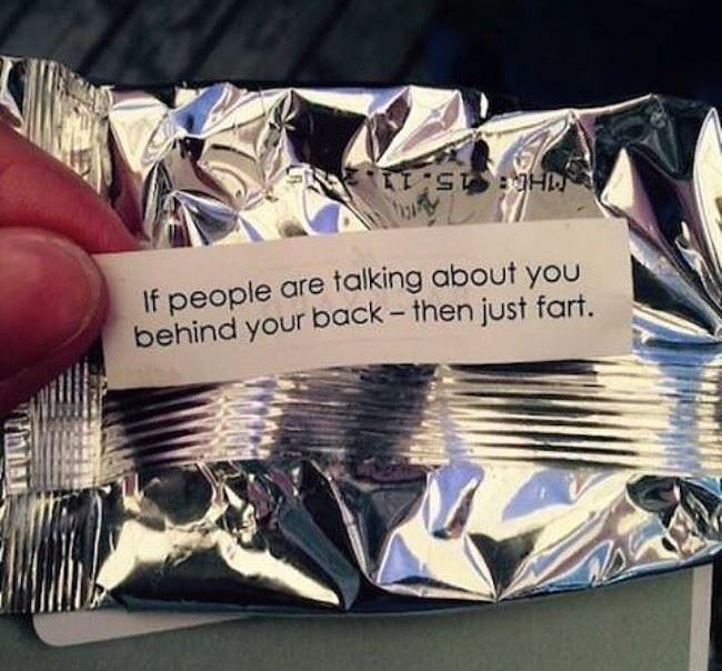Obrázek Talking Behind Your Back7004