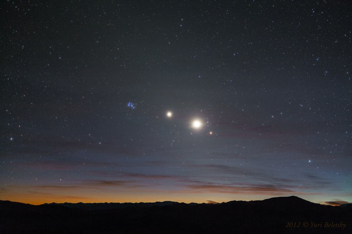 Obrázek The Pleiades open star cluster Jupiter Venus and the  Follower  star Aldebaran