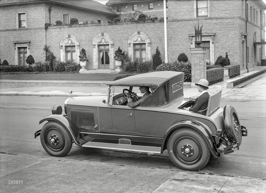 Obrázek This car has a seat just for the mother in law