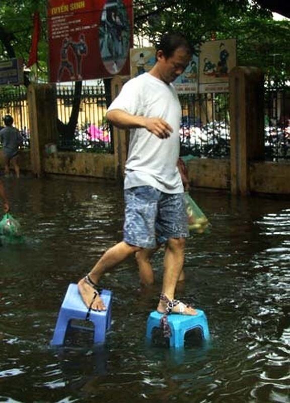Obrázek Unusual Flooding Footwear
