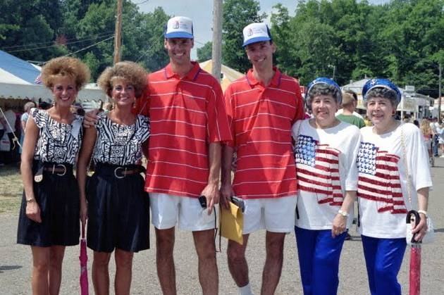 Obrázek Visit-Twins-Festival-in-Ohio1