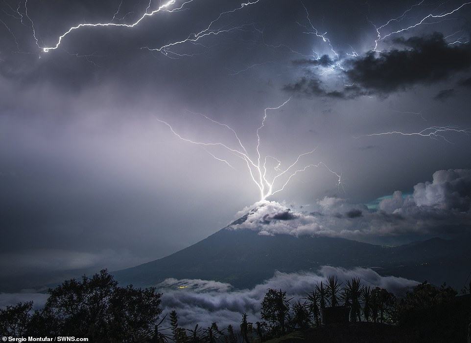 Obrázek Volcan de Agua