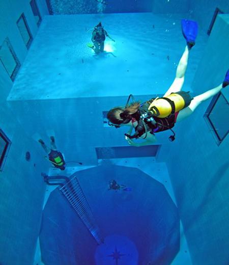 Obrázek Worlds Deepest Swimming Pool 5
