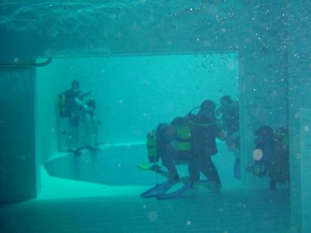 Obrázek Worlds Deepest Swimming Pool 7