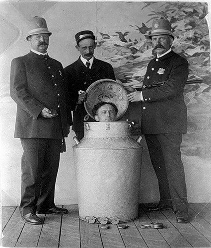 Obrázek Z historie Rakousko Uherska Mini ponorka