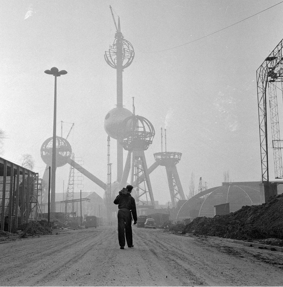 Obrázek  Stavba Atomia - Brusel -1958 