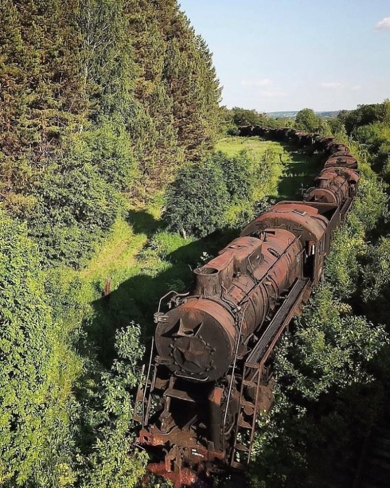 Obrázek abandoned train in siberia