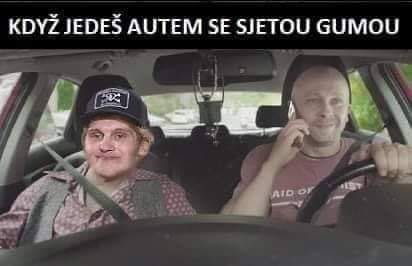 Obrázek auto se sjetou gumou